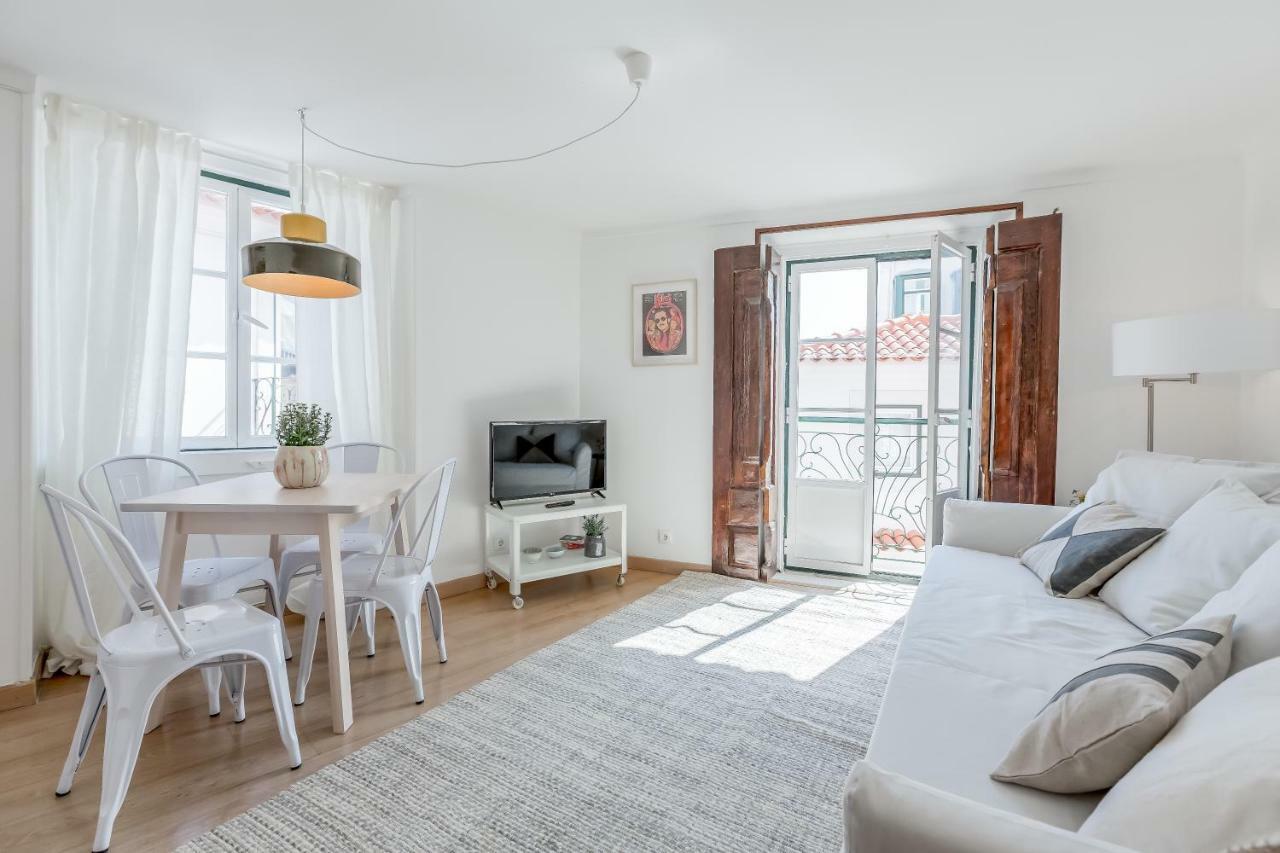 Apartamento Light Filled Typical At Alfama, By Timecooler Lisboa